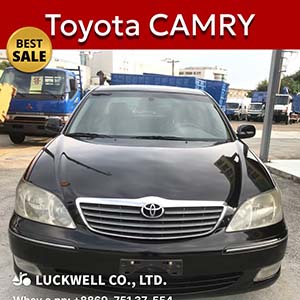 TOYOTA CAMRY